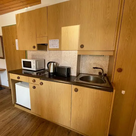 Downtown 9 3* Entrelagos