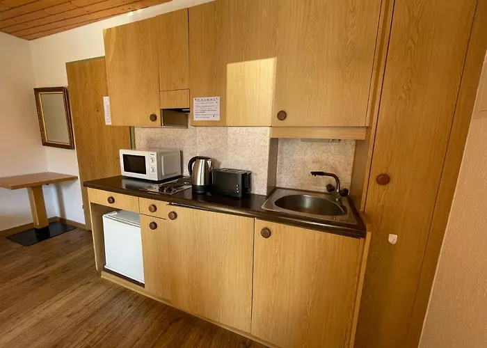 Downtown 9 3* אינטרלאקן